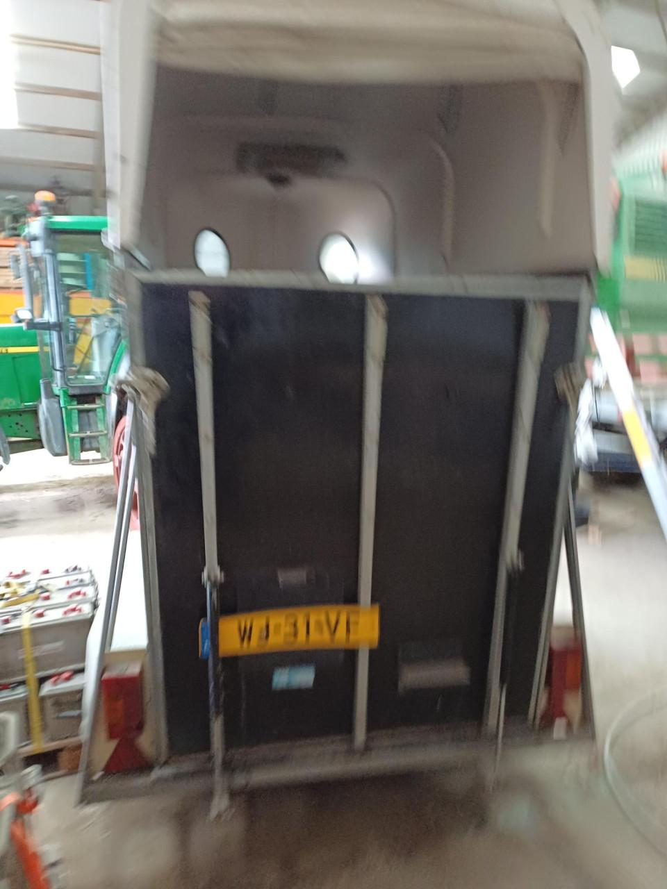 Paardentrailer