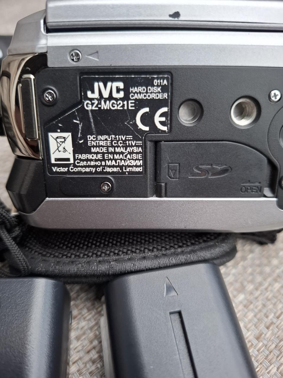 JVC Everio GZ-MG21E Hard Disk Camcorder met accessoires