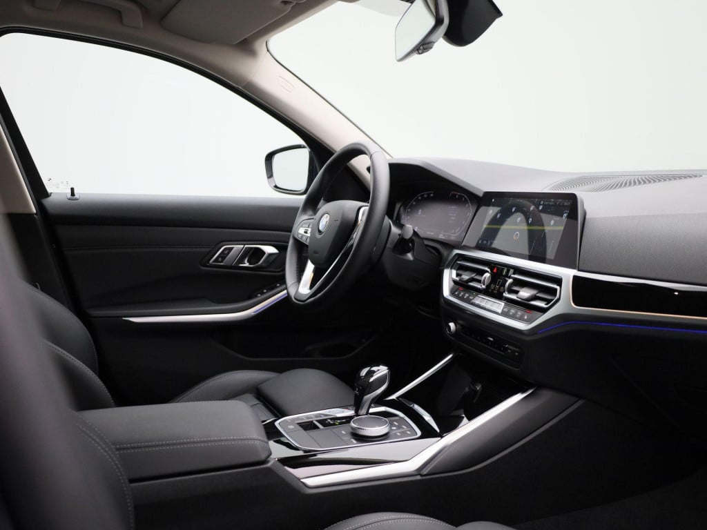 BMW 3-serie touring 318i corporate executive | automaat | lmv | parkeer sen