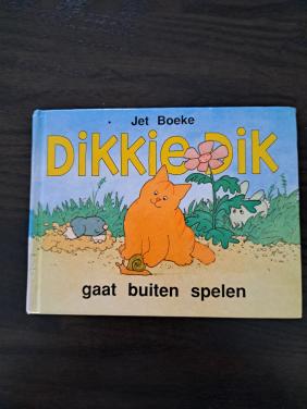 Dikkie Dik gaat buiten spelen