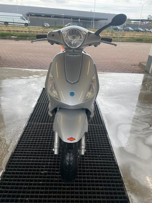 Scooter  piaggio fly 2 takt 2007