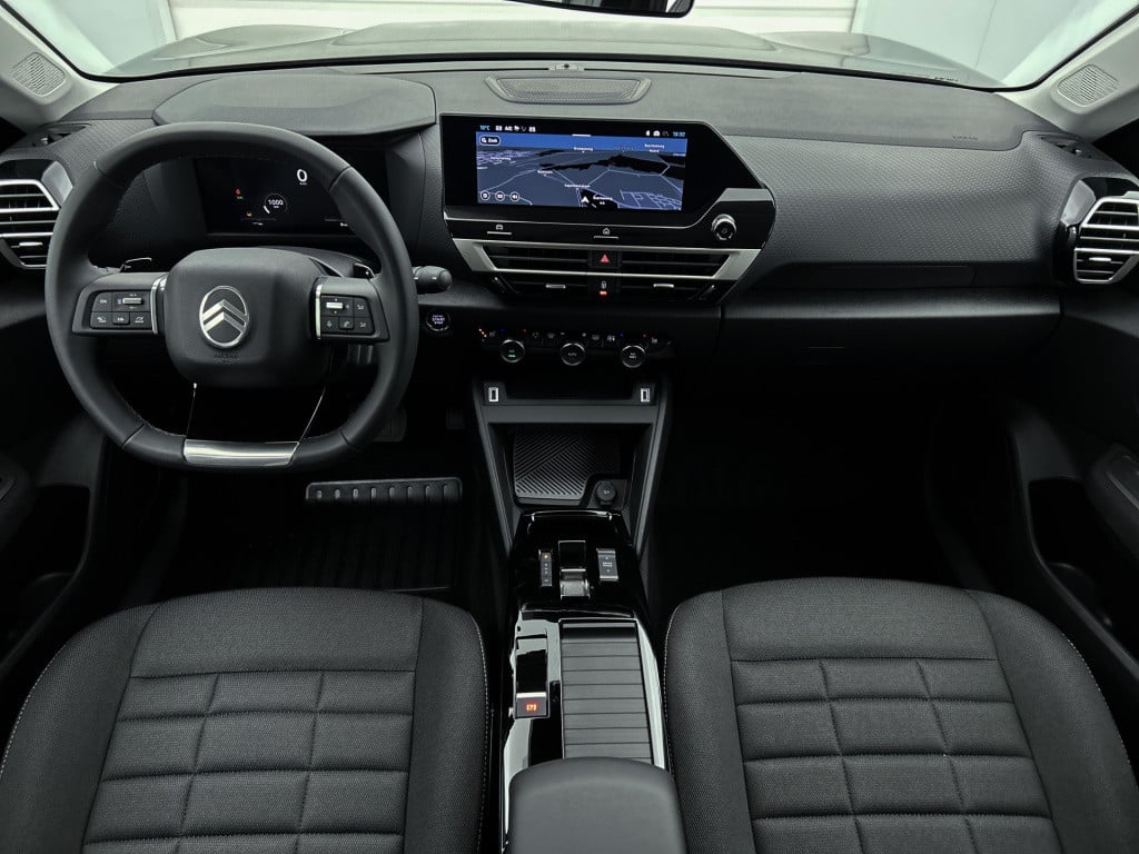 Citroen C4 hybrid 145pk automaat business private lease € 489,- pm - 48mnd 