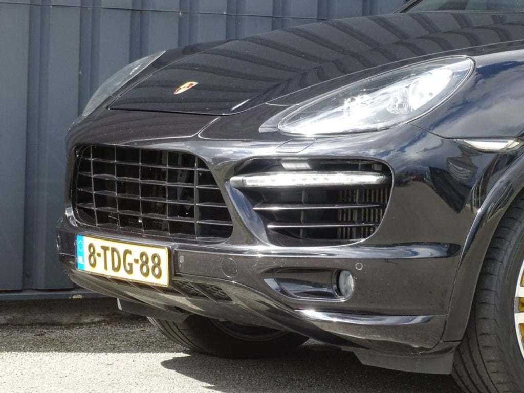 Porsche Cayenne 4.2 d s ceramic | pano | bose | luchtvering pasm
