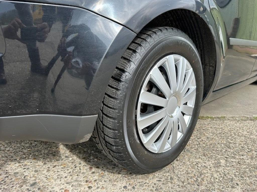 Ford C-max focus 1.6 - 16v trend