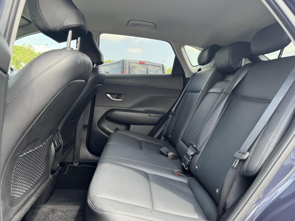 Hyundai Kona 1.6 gdi hev premium | two-tone lakkleur | stoelverwarming + -v