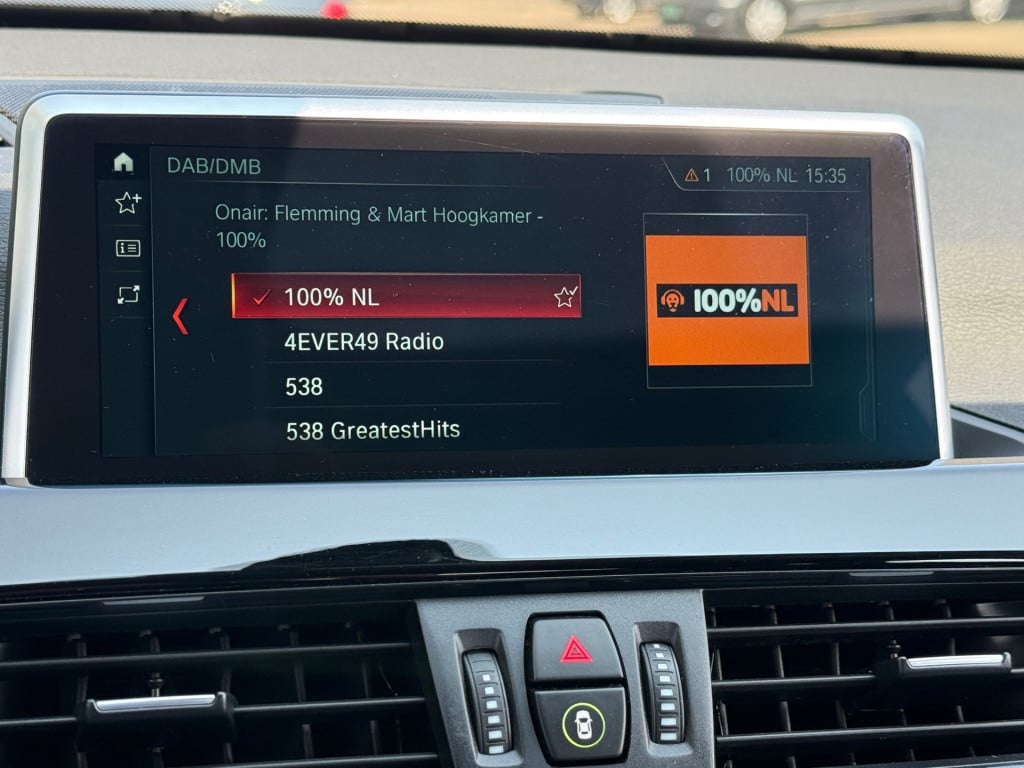 BMW X1 sdrive20i orange edition iii