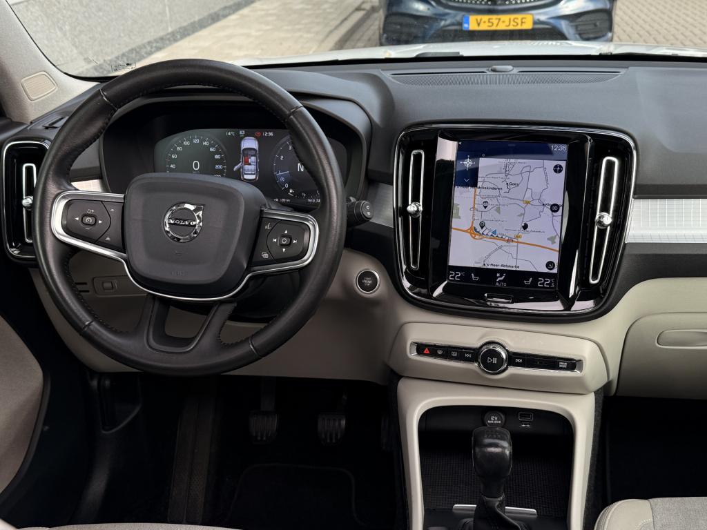 Volvo XC40 1.5 t3 | pano | navi | acc | achteruitrijcamera | stoelverwarmin