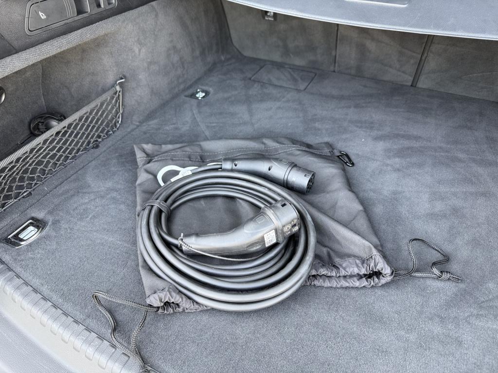 Audi A6 avant 50 tfsi e hybrid 299pk quattro| pano dak | trekhaak