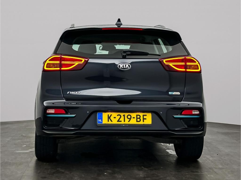 Kia E-niro dynamicline 64 kwh | stoelverwarming | licht metalen wielen