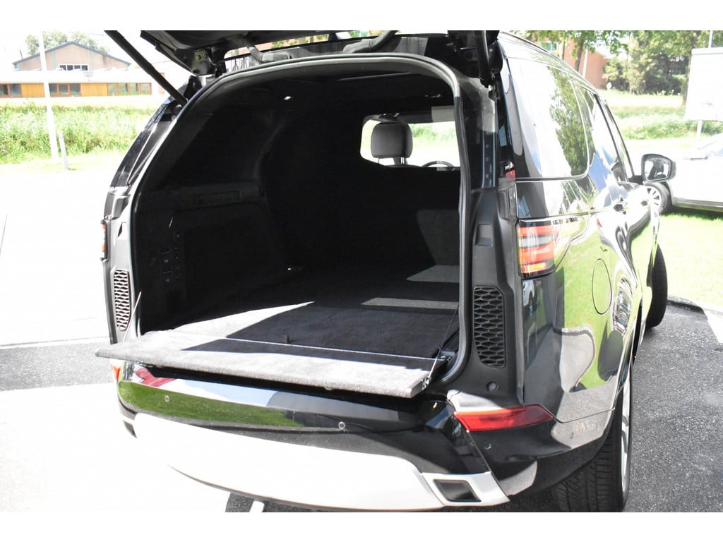 Land Rover Discovery 3.0 td6 hse € 49.950 excl btw