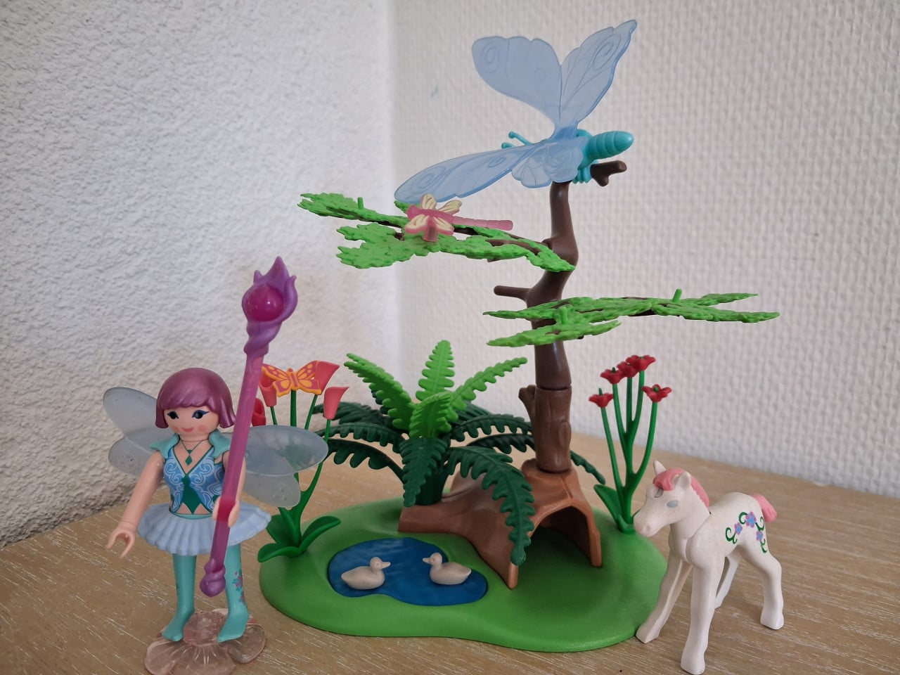 Playmobil fee en 1 hoorn bij vijver setnr 5450