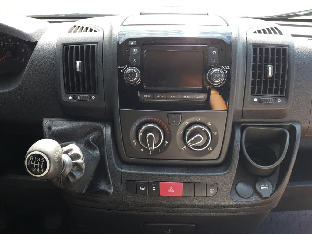 Peugeot Boxer gb 333 hdi-110pk xr profit+ l2h1 3-zits navi | kastinbouw | i