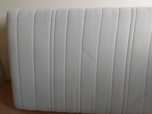 Matras en lattenbodem