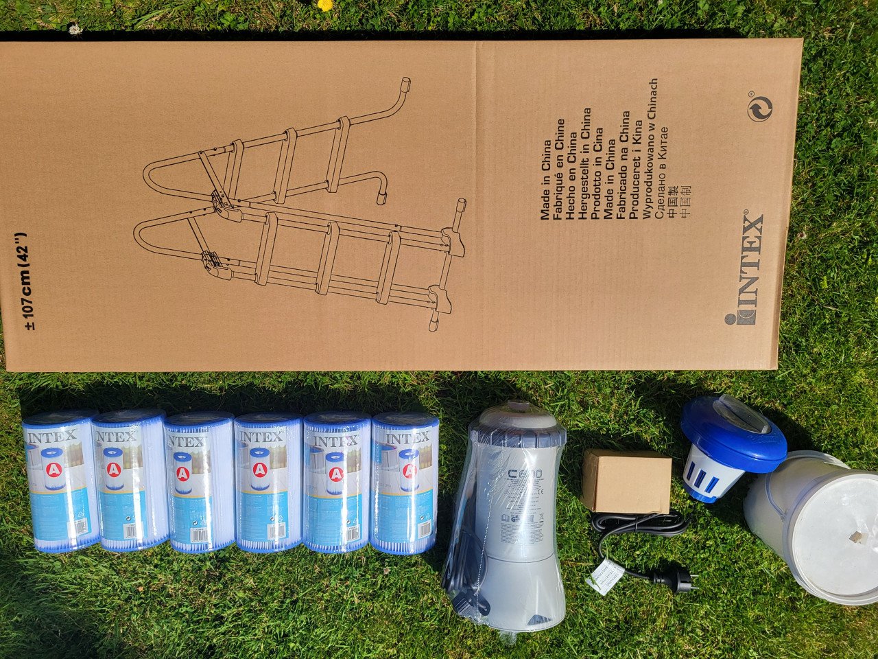 Intex filterpomp en trap NIEUW