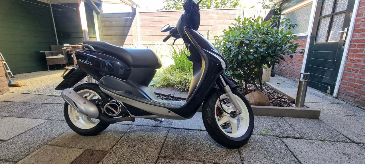 Yamaha Neo's
