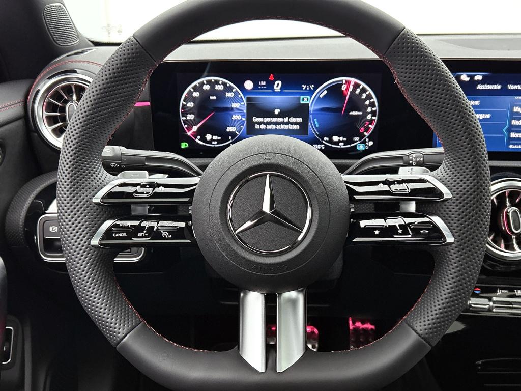 Mercedes-Benz Cla 250 e business solution amg | nightpakket | smartphone in