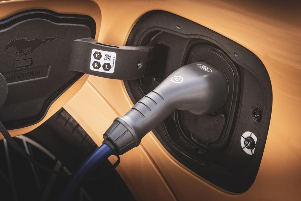 Ford Mustang Mach-e gt extended awd 98 kwh ford mustang mach-e 98kwh extend