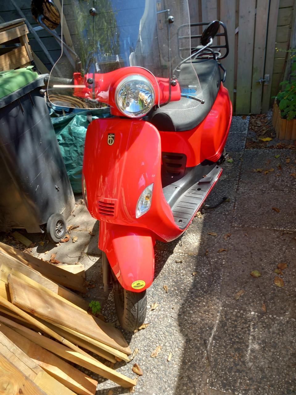 Te koop scooter