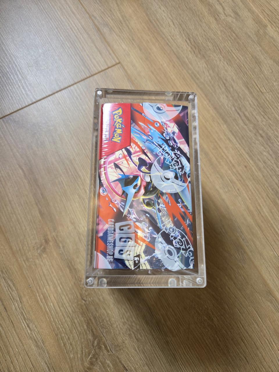 Pokemon - Chaos Rising Sealed Booster Box + Acrylic Case