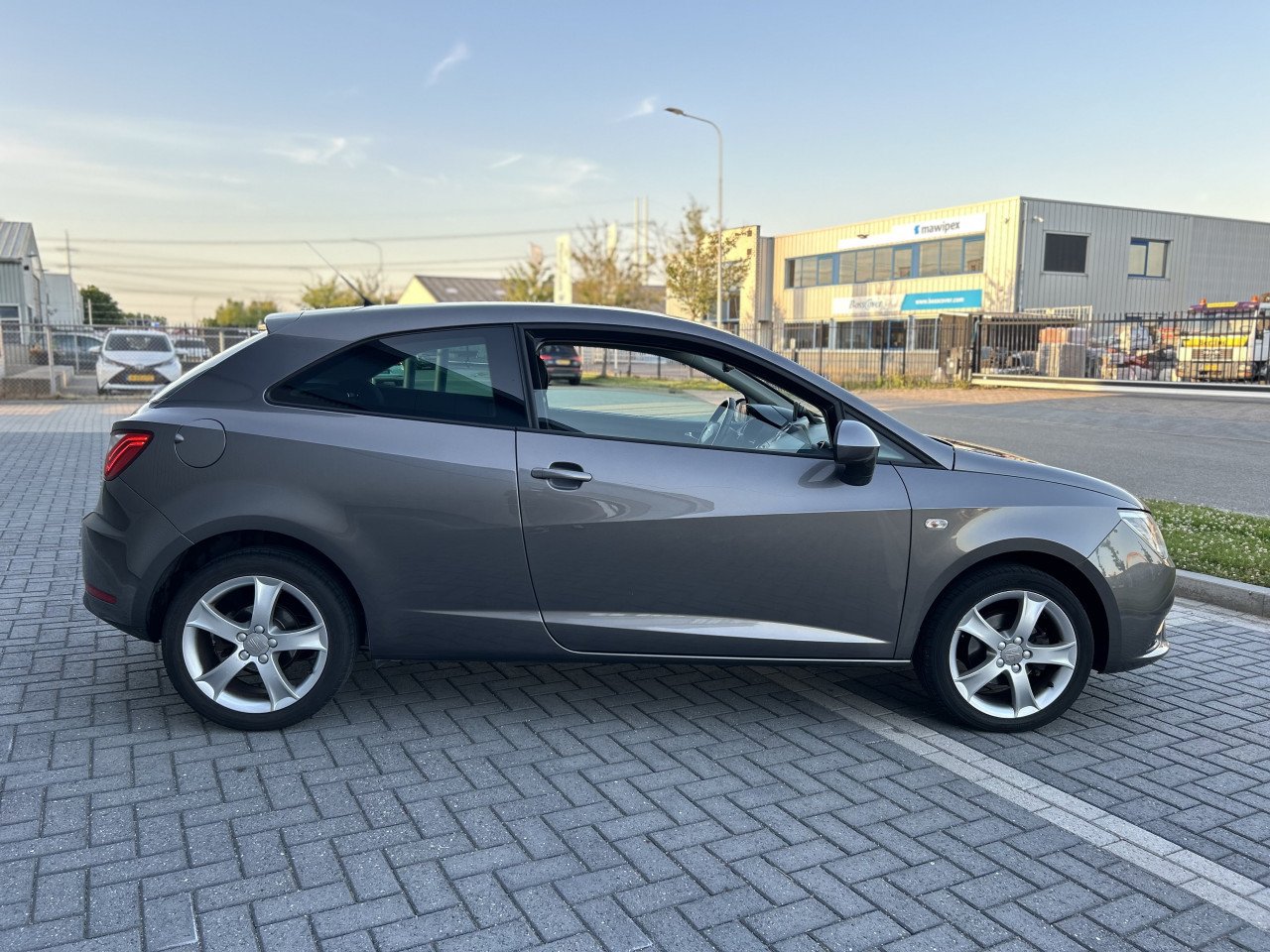 Seat Ibiza 1.2 TSI Style/XENON/CRUISE CONTR/APK