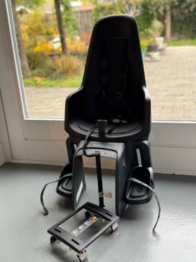 Fietsstoeltje voor achterop fiets