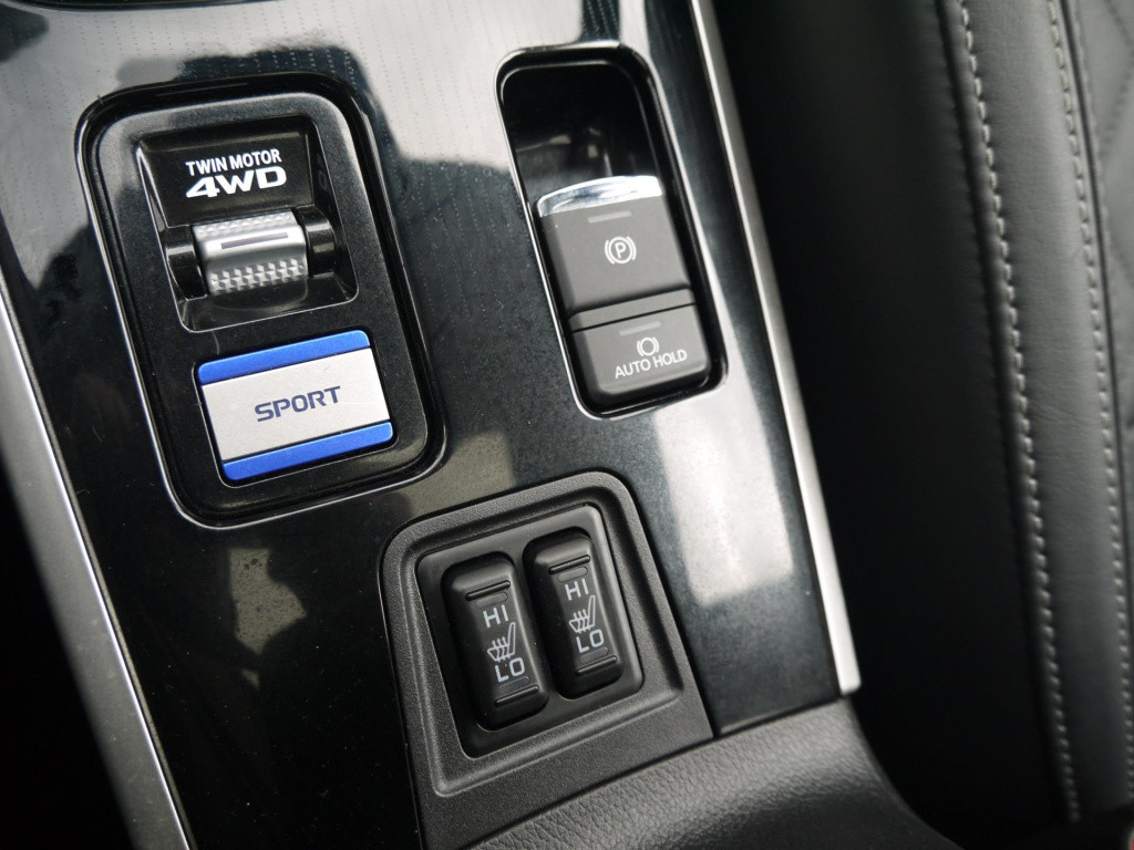Mitsubishi Outlander 2.4 phev instyle|rijklaar