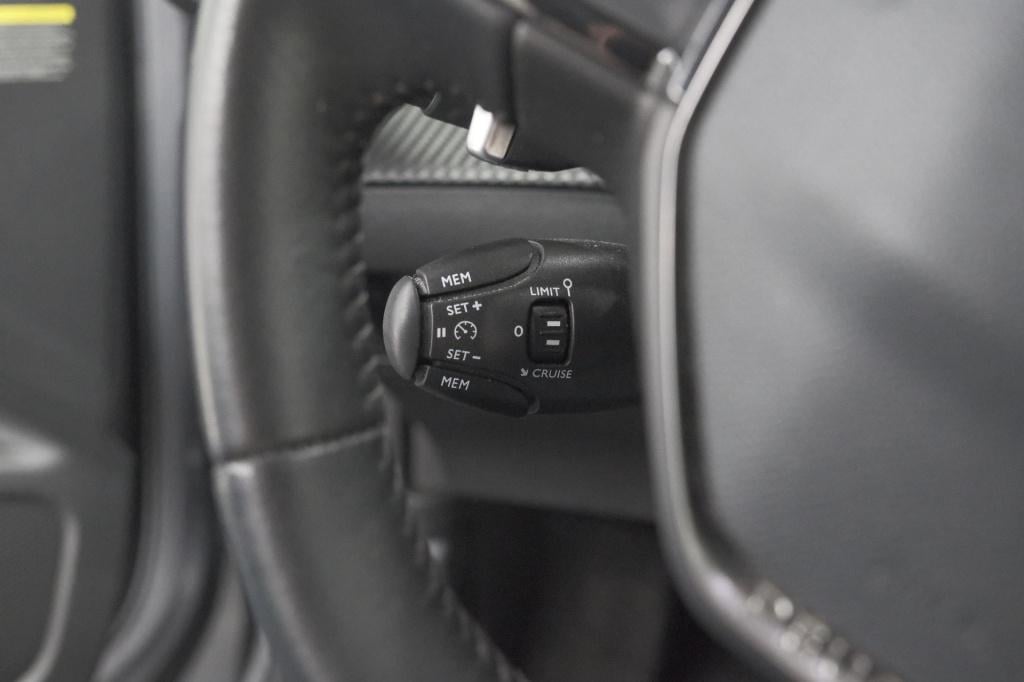 Peugeot 2008 puretech 130 eat8 allure | trekhaak afneembaar | camera | navi