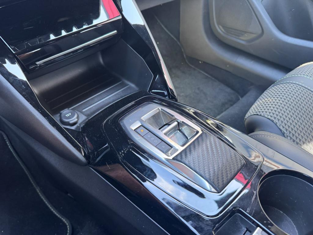 Peugeot 208 ev gt 50 kwh
