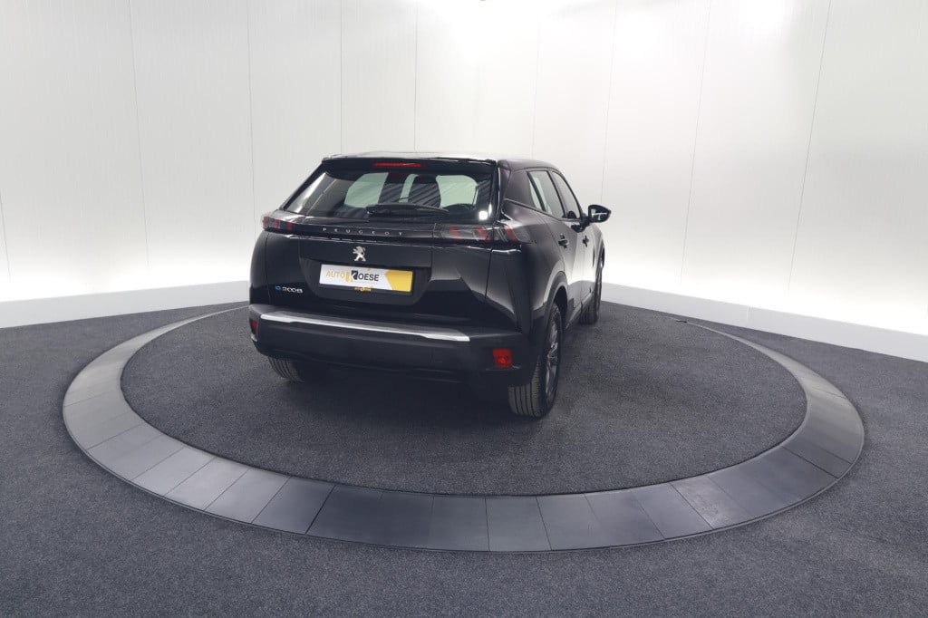 Peugeot E-2008 ev active pack 50 kwh | 3 fase | camera | navigatie | parkee