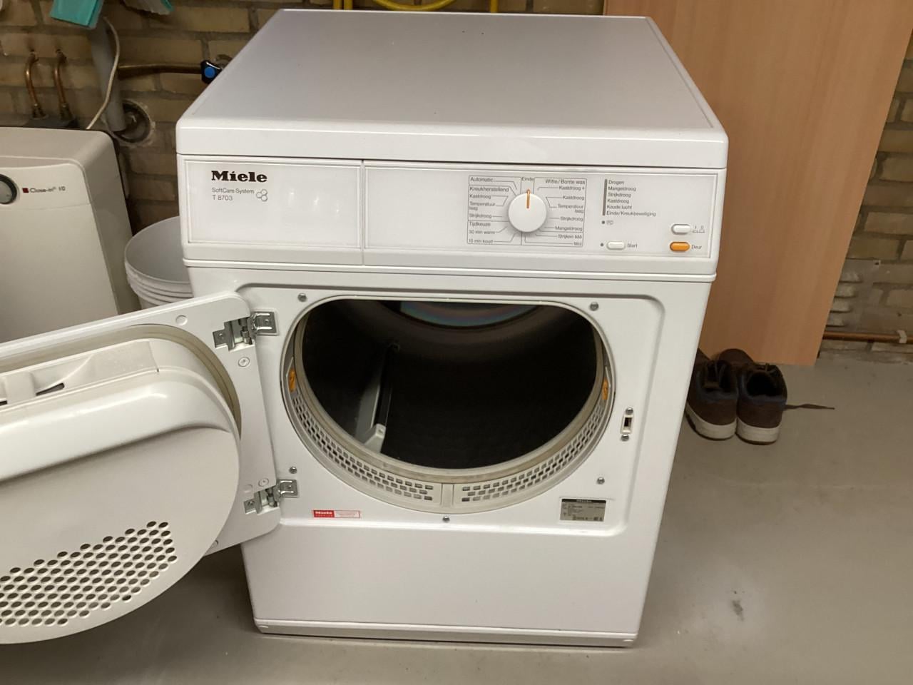 Miele T8703 luchtafvoerdroger