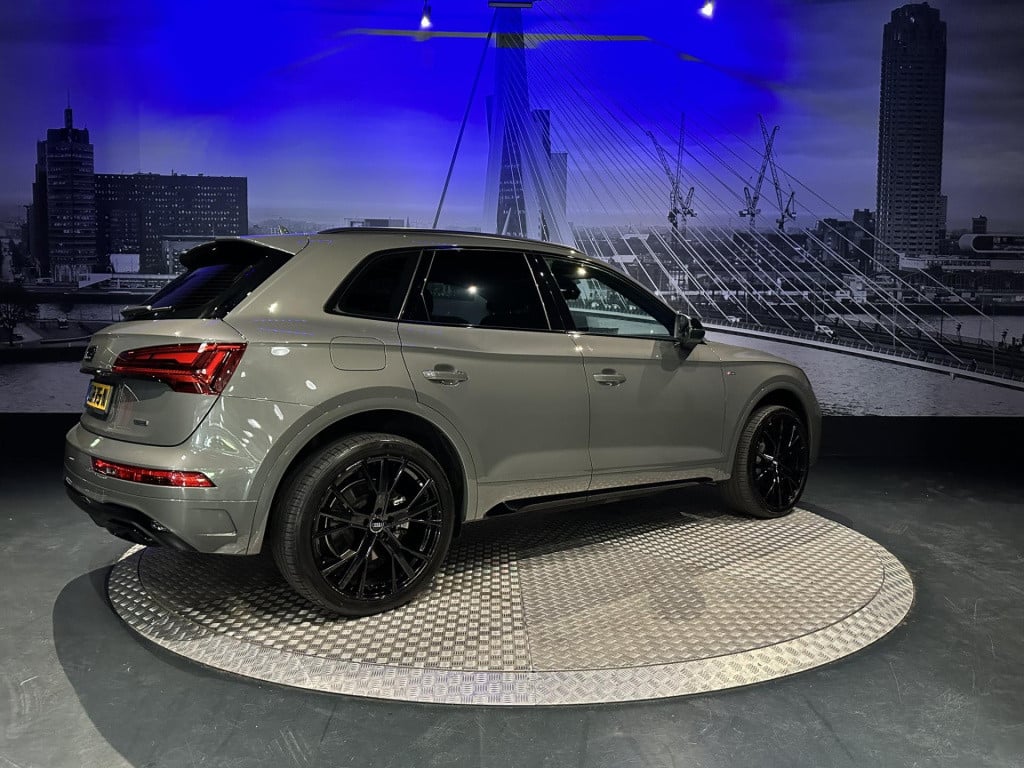 Audi Q5 50 tfsi e s edition *keyless*camera*appconnect*acc*trekhaak*