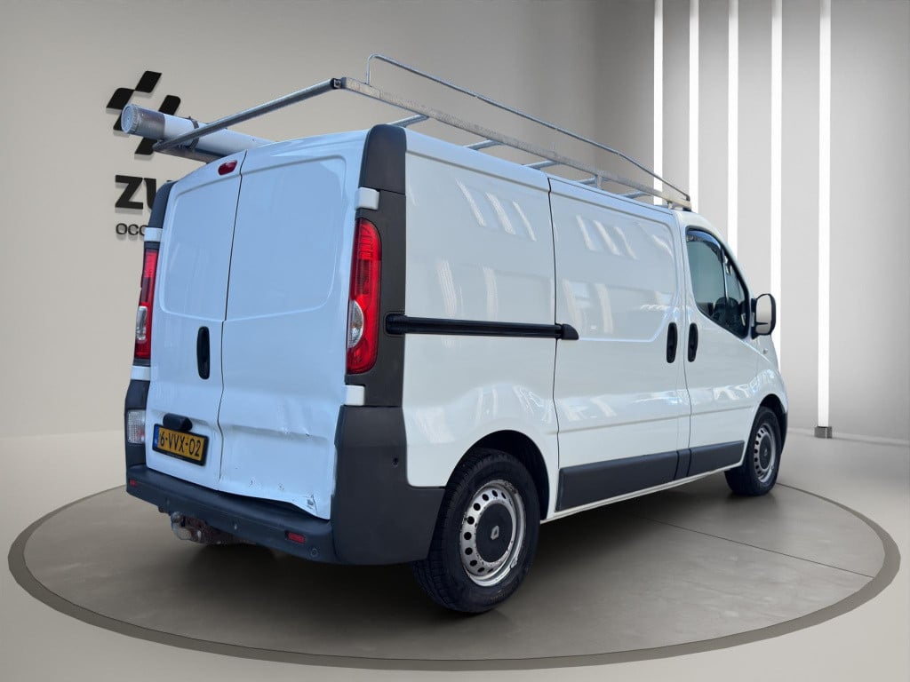 Renault Trafic 2.0 dci t29 l1h1 airco cruise navi 3 zits