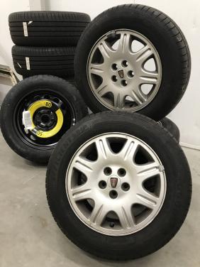 Vier Rover-75 velgen met GoodYear-banden 195/65/R15