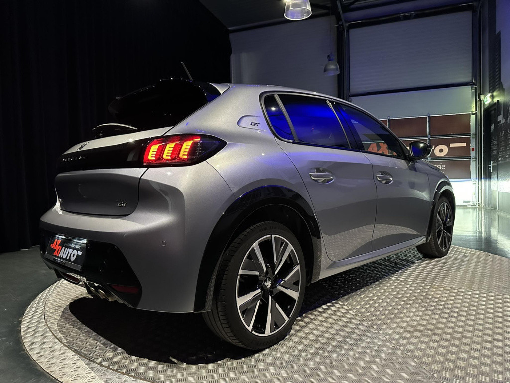 Peugeot 208 1.2 puretech gt *pano*camera*carplay*