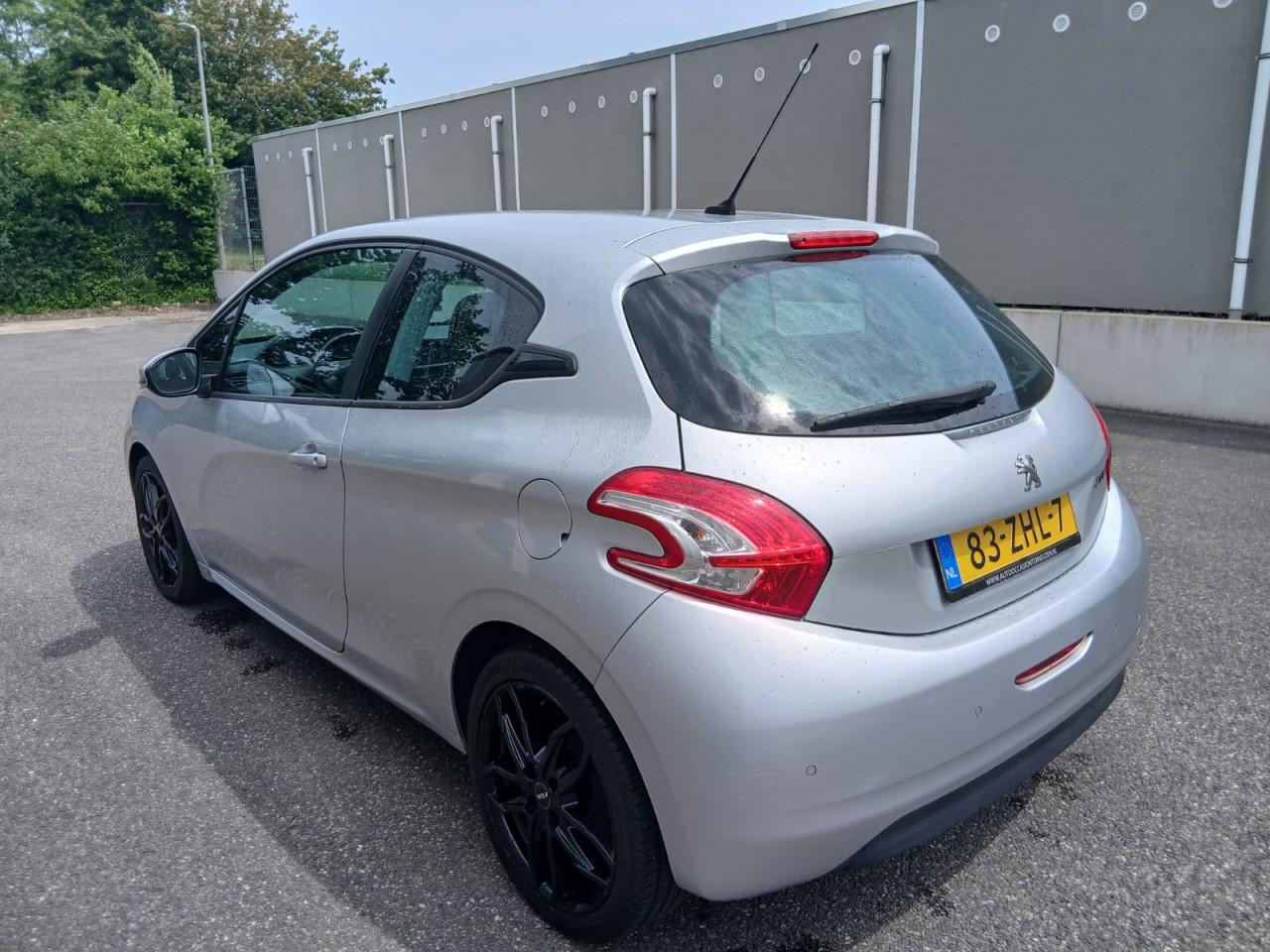Peugeot 208 1.2 VTi Active