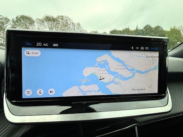 Peugeot 2008 1.2 hybrid 110pk e-dcs6 business apple carplay & android auto 