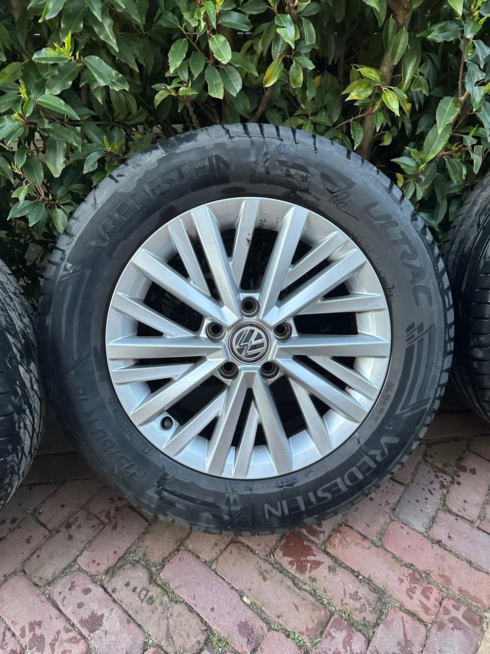 VW TROC velgen 16 inch zomerbanden
