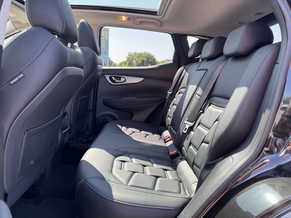 Nissan Qashqai 1.3 dig-t premium edition automaat | panoramadak | nappa led