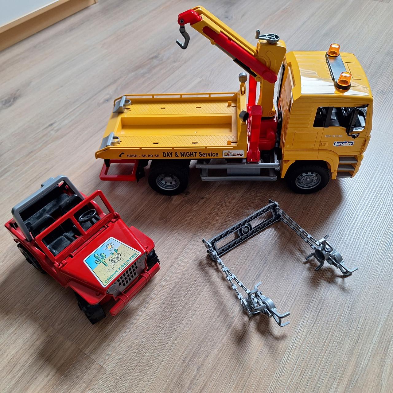 Bruder MAN TGA takelwagen met Jeep