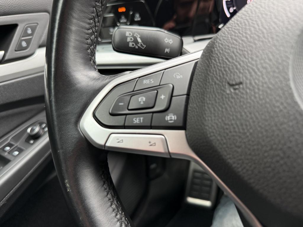 Volkswagen Golf 1.0 tsi life business