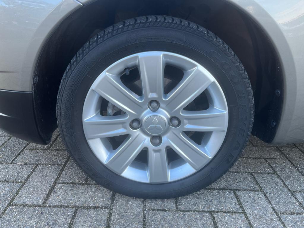 Mitsubishi Colt 1.3 edition two|automaat|rijklaar