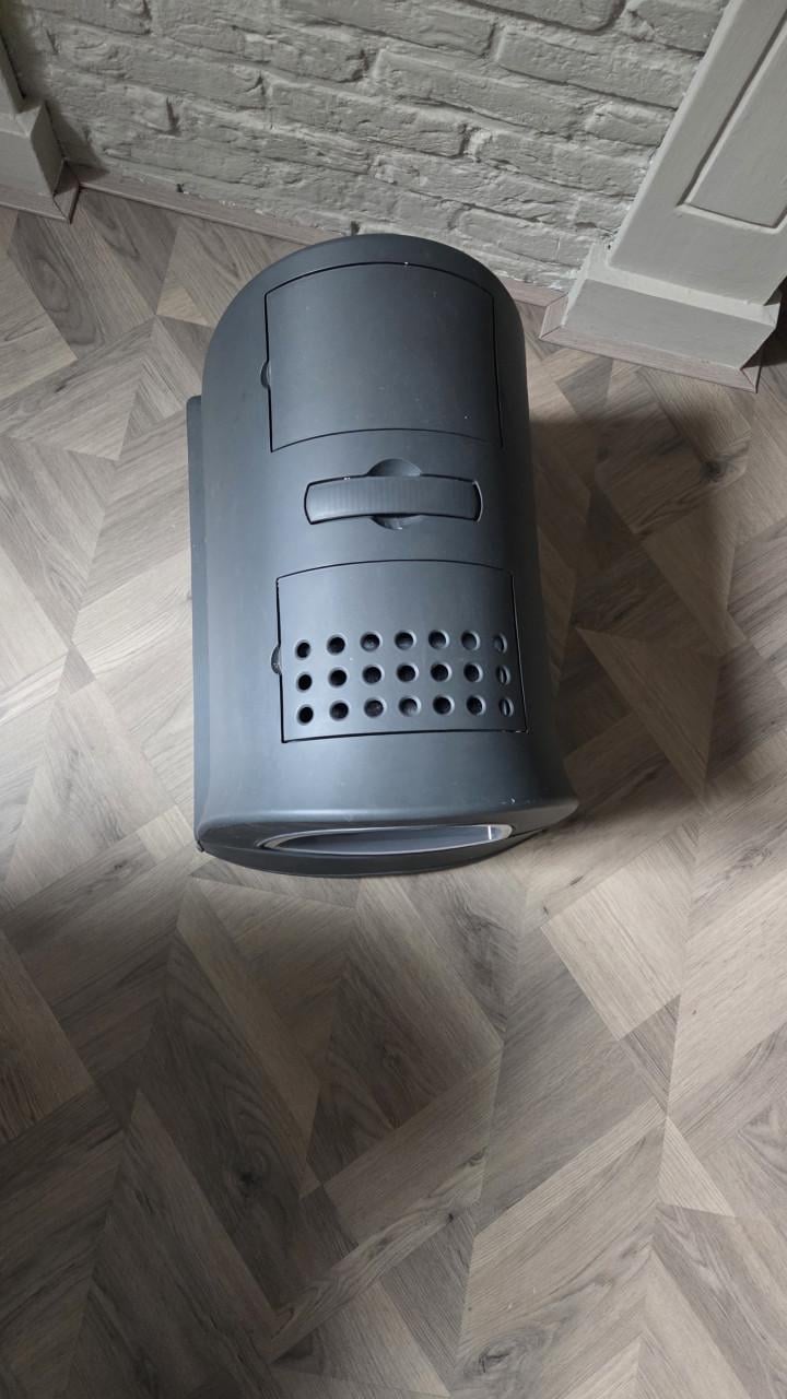 Kattenbak en krabpaal