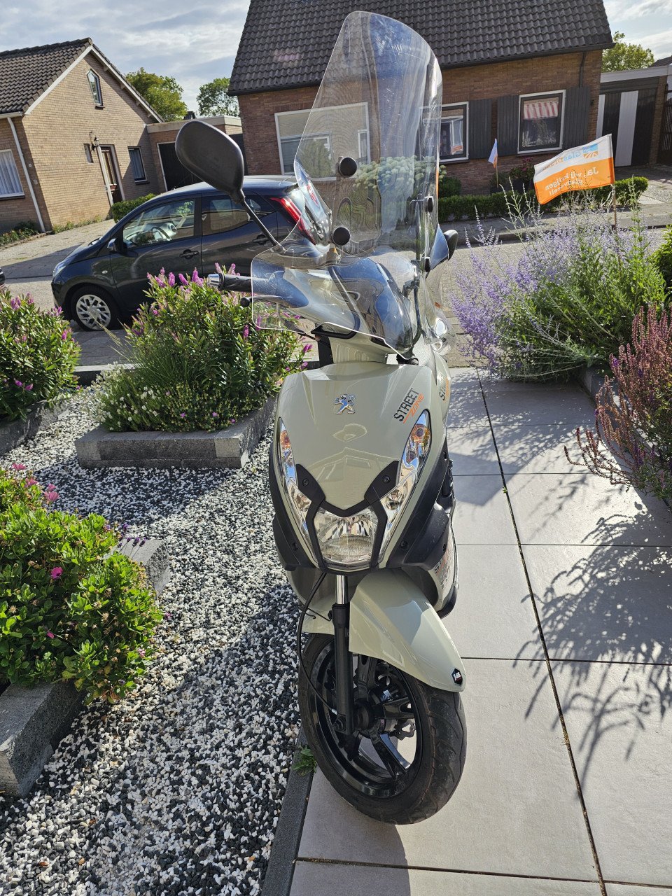 Peugeot Kisbee