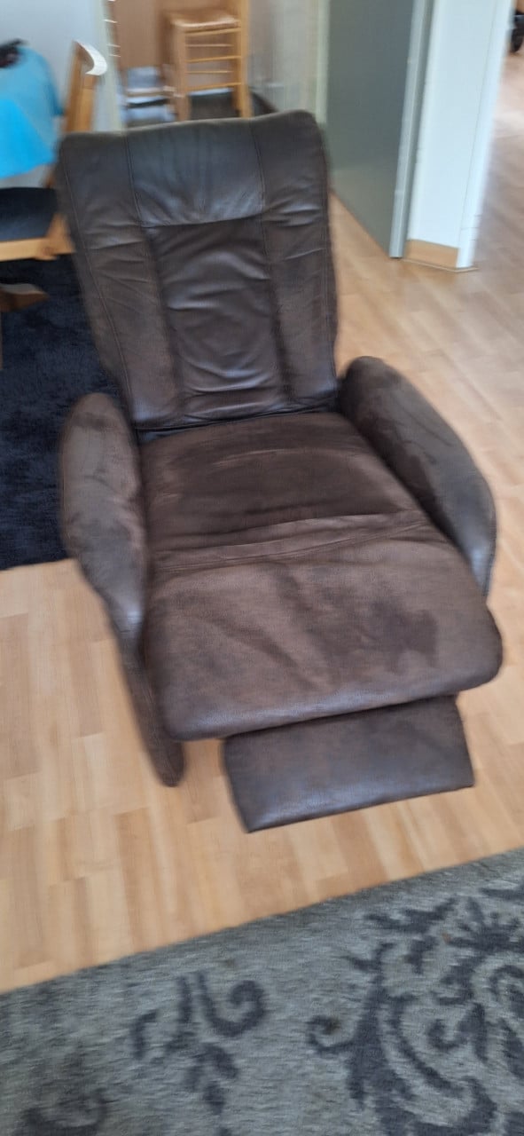 2 mooie  stoelen