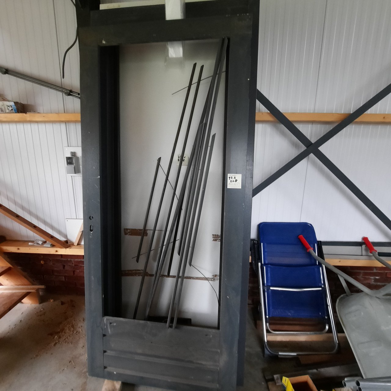 Partij nieuwe voordeuren 204.5 x 92.7 ook andere maten