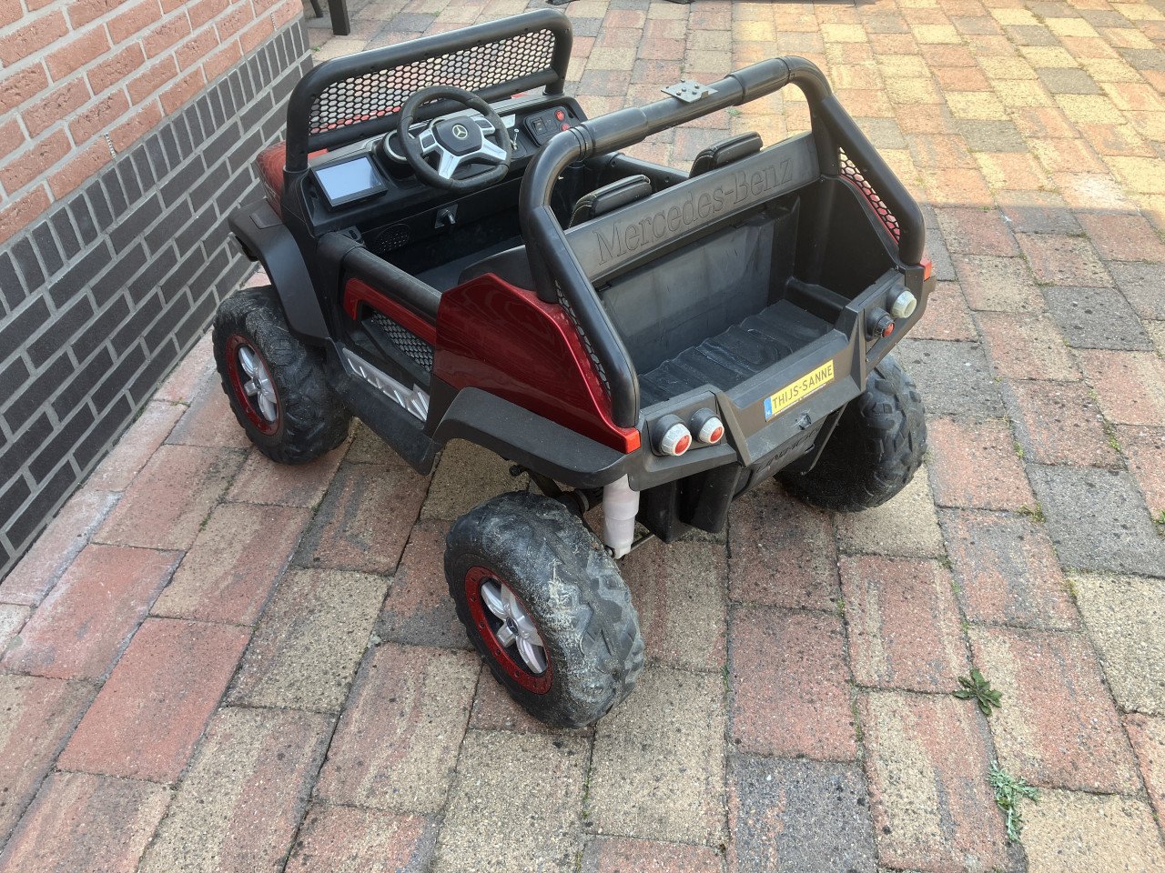 2 zitter speelgoedauto Hobbyproject voor klusser