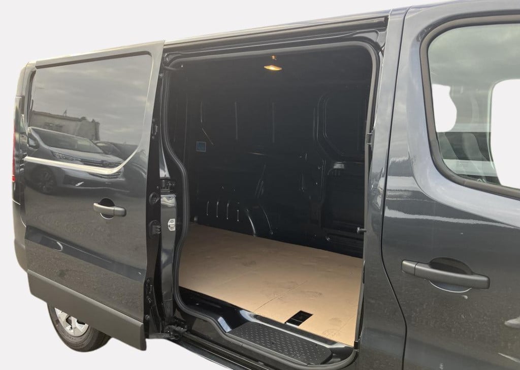 Renault Trafic 2.0 dci 150 edc t30 l2h1 work edition - easy link navi