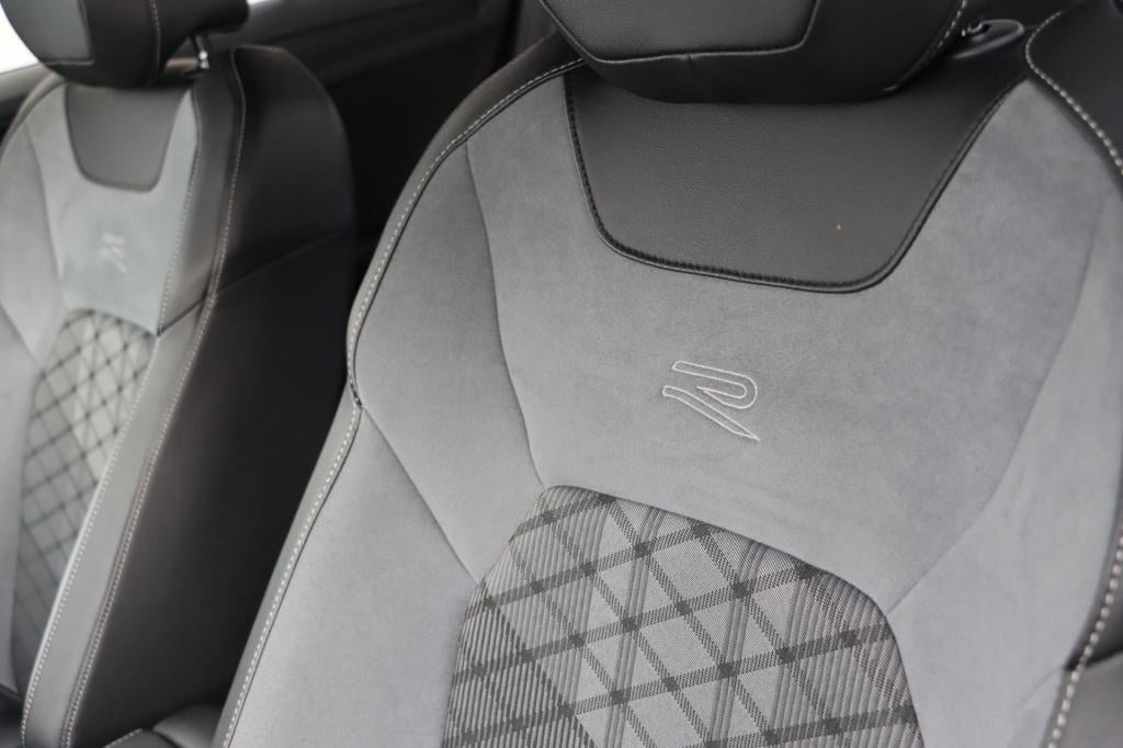 Volkswagen T-roc 1.5 tsi r-line 150pk dsg7