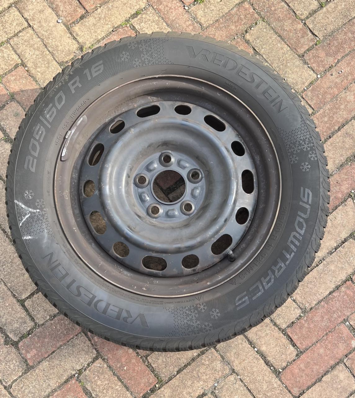 Winterbanden Vredestein205/60 R16