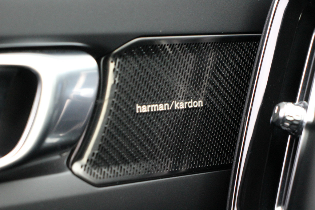 Volvo XC40 2.0 t4 awd scandinavian line | h/k | 360 camera | leder |